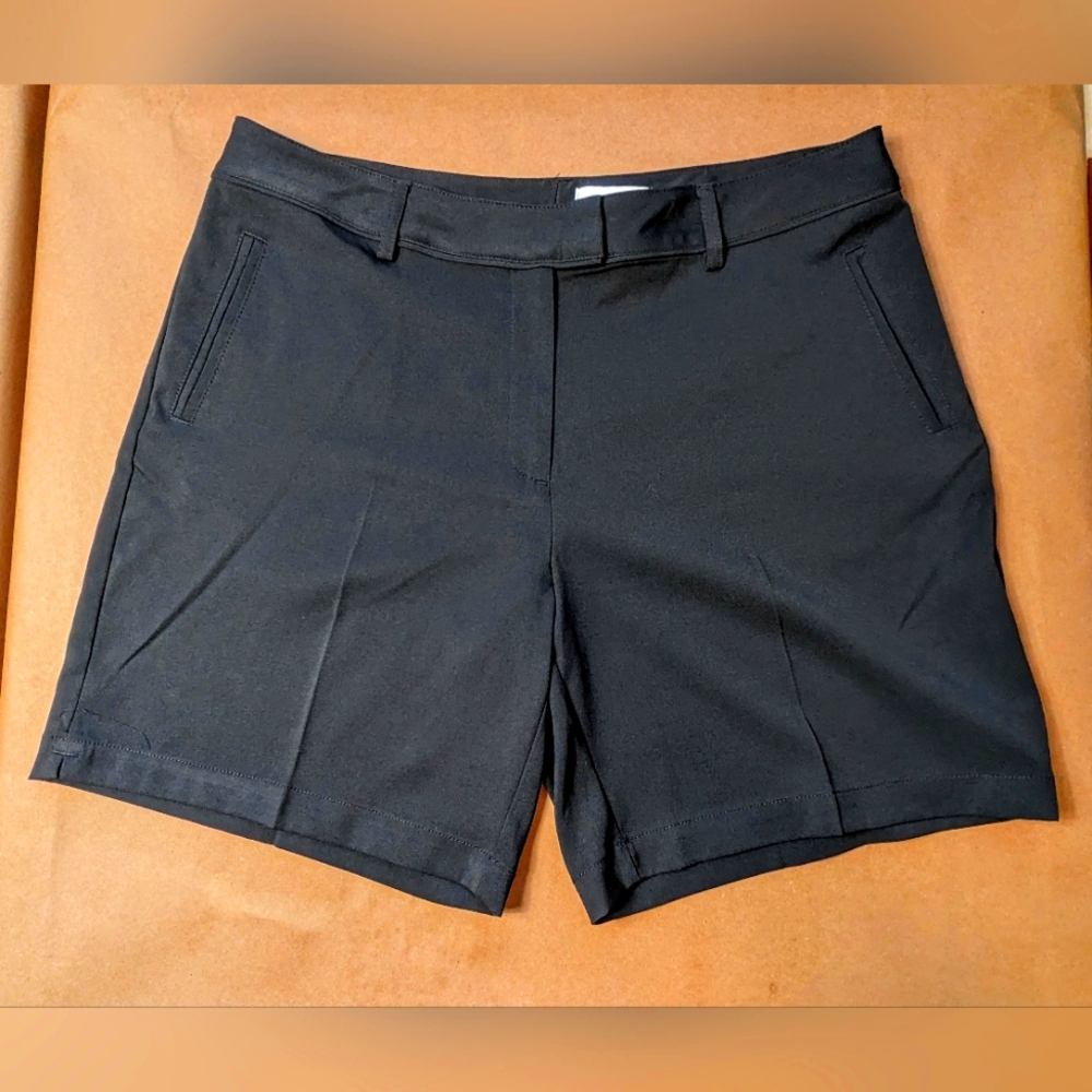 Lady Hagen Shorts (Size 10)